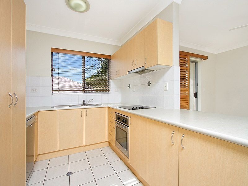 3/42 Nicklin Street, Coorparoo QLD 4151