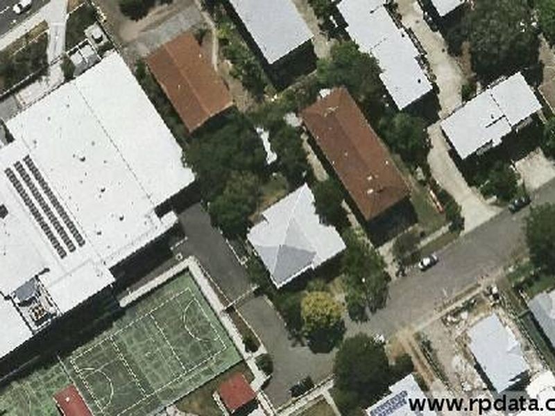 19 Talbot Street, Coorparoo QLD 4151