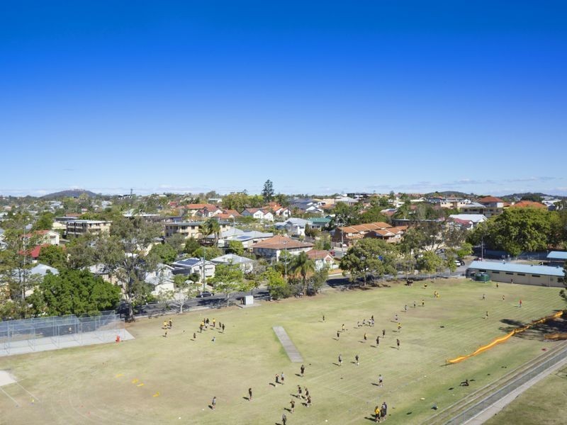19 Talbot Street, Coorparoo QLD 4151