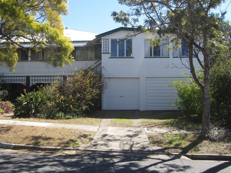 19 Talbot Street, Coorparoo QLD 4151