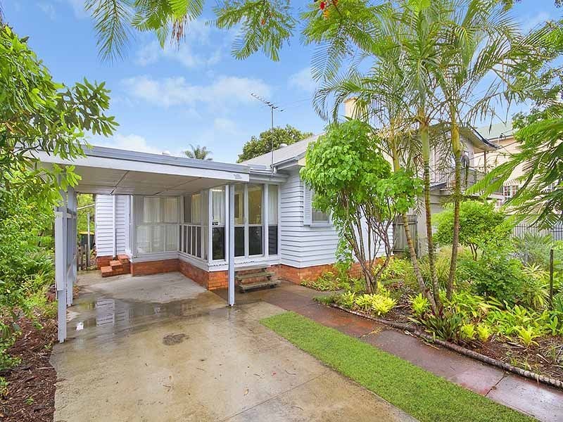 150 Norman Avenue, Norman Park QLD 4170