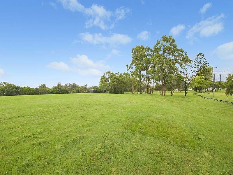 150 Norman Avenue, Norman Park QLD 4170