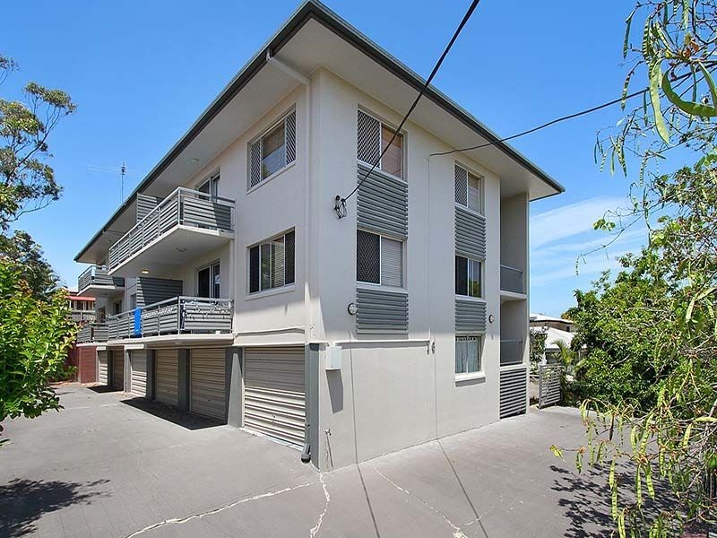 2/16 Ernest Street, Greenslopes QLD 4120