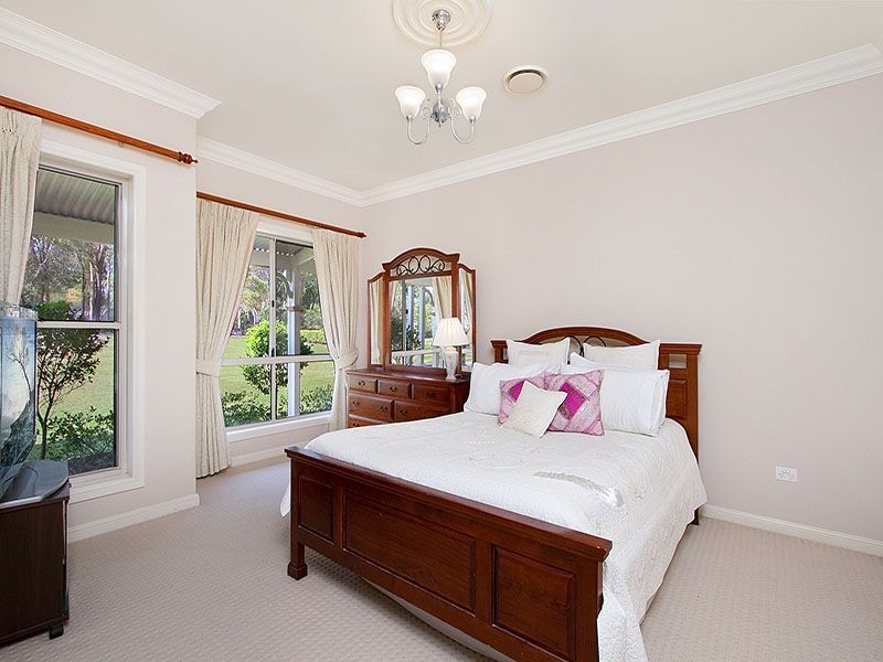 168 Grassdale Road, Belmont QLD 4153