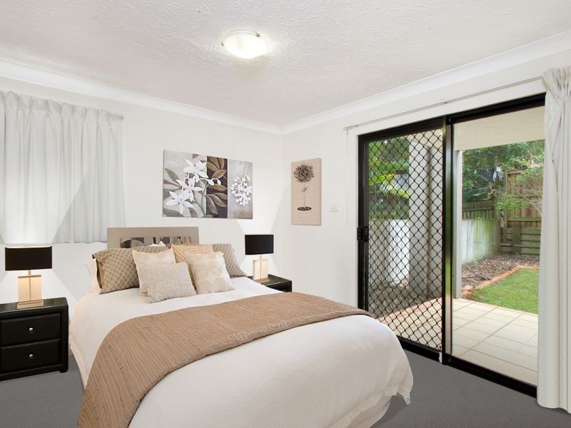 1/13 Vectis Street, Norman Park QLD 4170