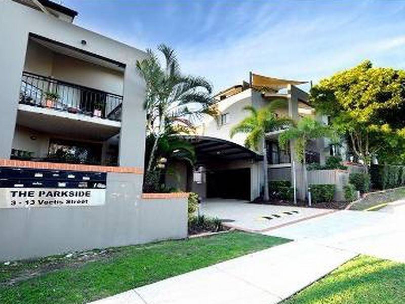 1/13 Vectis Street, Norman Park QLD 4170