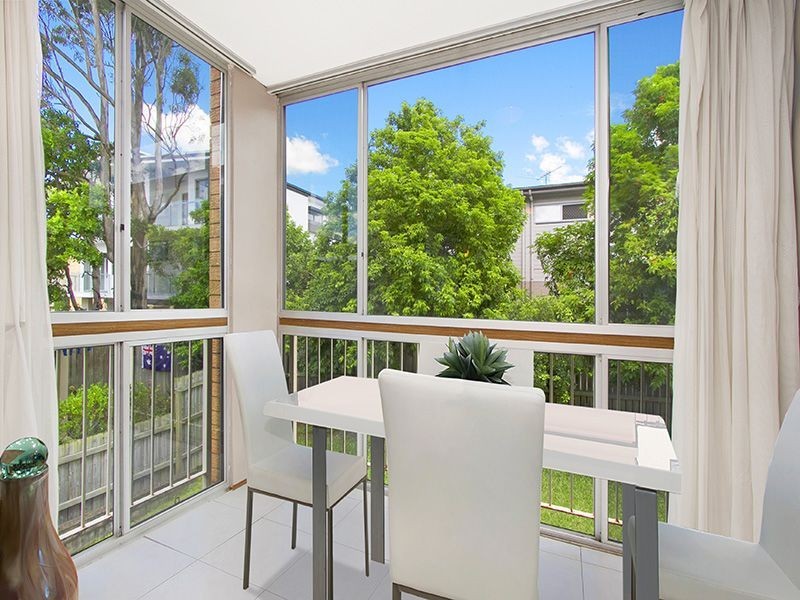 3/29 Weston Street, Coorparoo QLD 4151