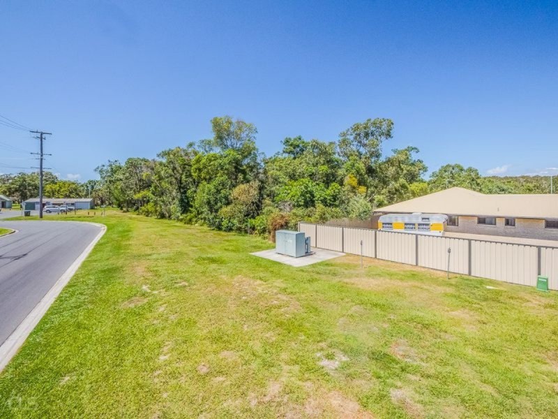 81 Ranald Avenue, Ningi QLD 4511