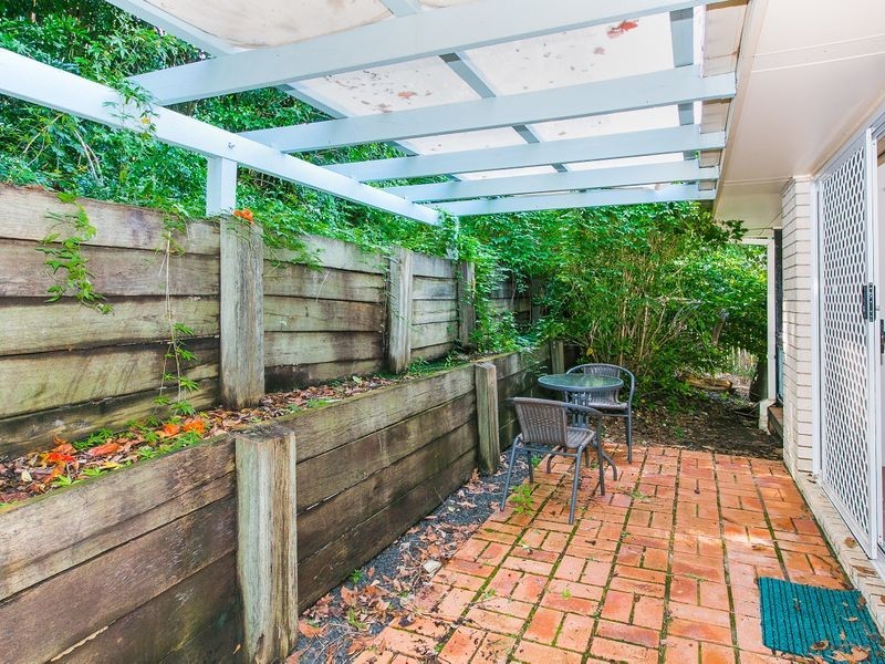 63 Roseglen Street, Greenslopes QLD 4120