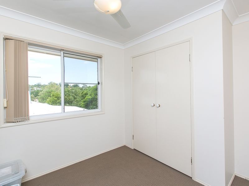 63 Roseglen Street, Greenslopes QLD 4120