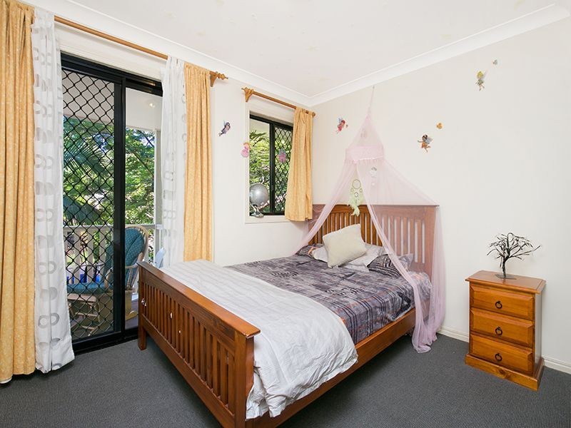 1/12 Newton Street, Coorparoo QLD 4151