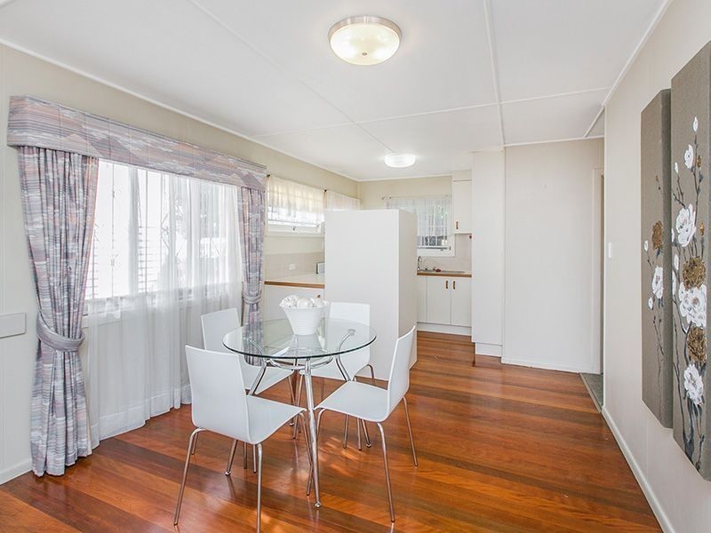 432 Nursery Road, Holland Park QLD 4121