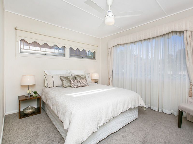 432 Nursery Road, Holland Park QLD 4121