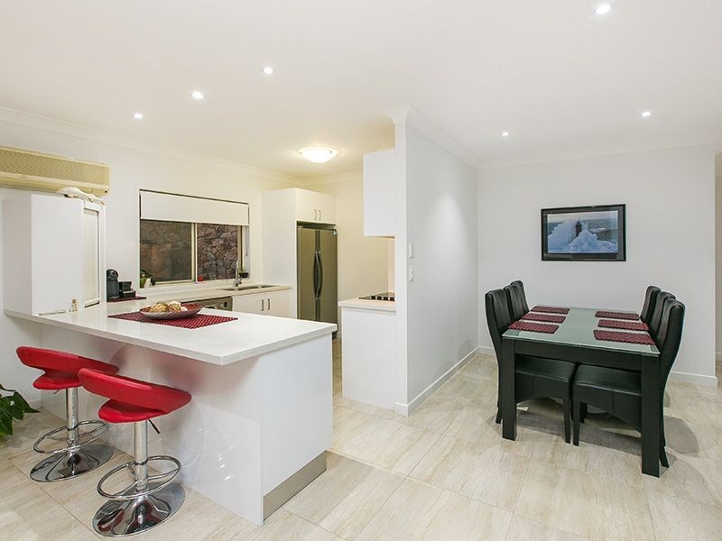 1/70 Hawthorne Street, Woolloongabba QLD 4102