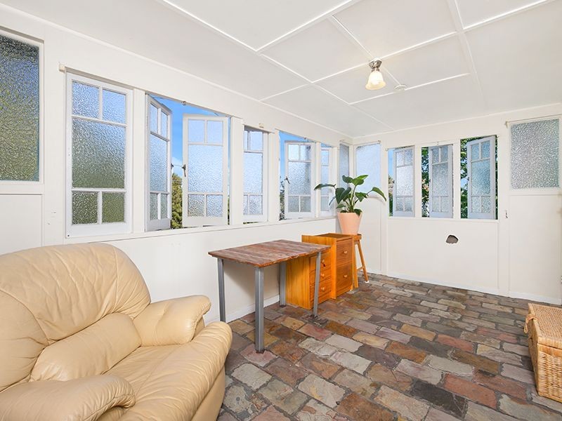 26 Brown Street, Camp Hill QLD 4152