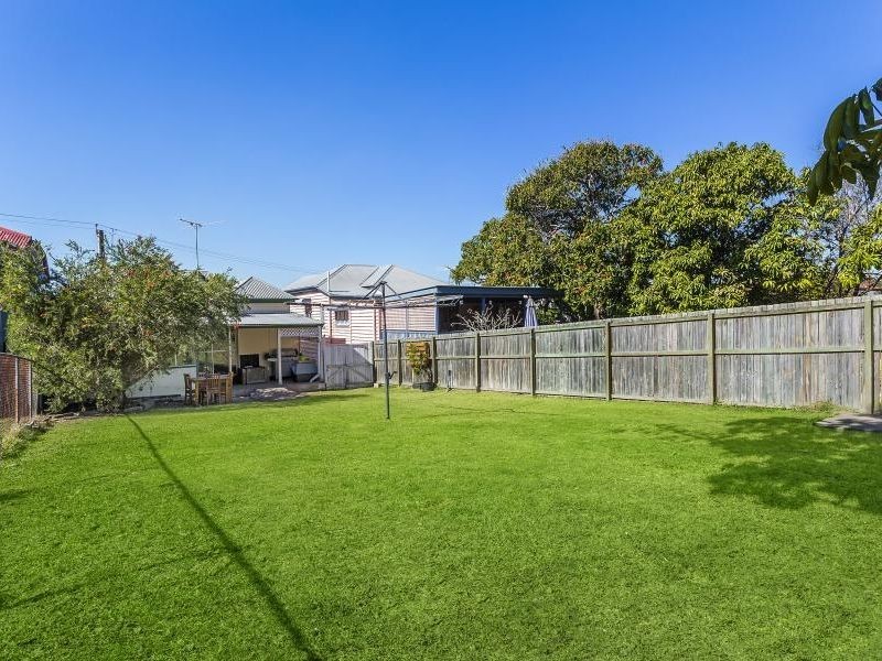 49 Fifth Avenue, Coorparoo QLD 4151