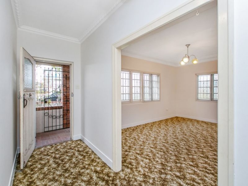 102 Newman Avenue, Camp Hill QLD 4152