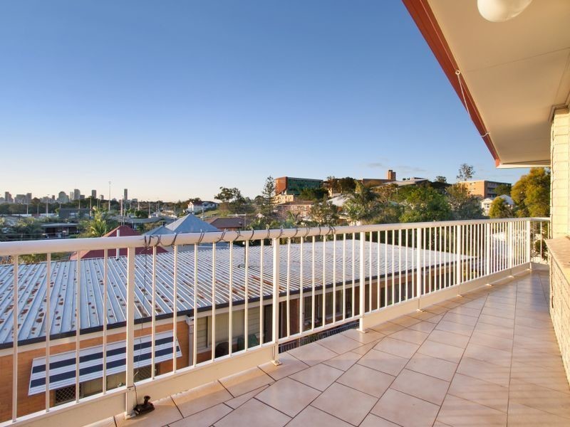 11/7 Main Avenue, Coorparoo QLD 4151