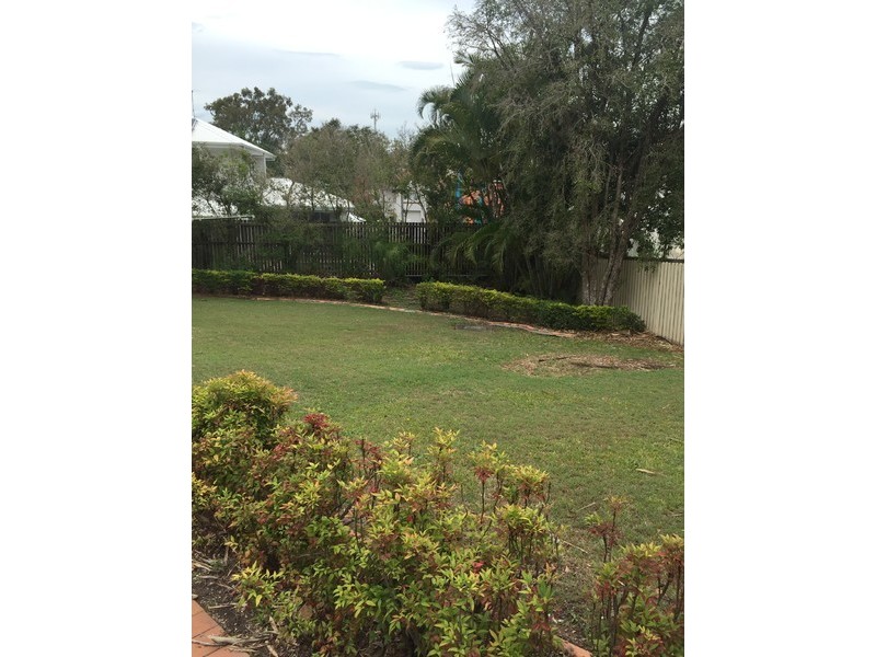 35 Ferguson Street, Camp Hill QLD 4152