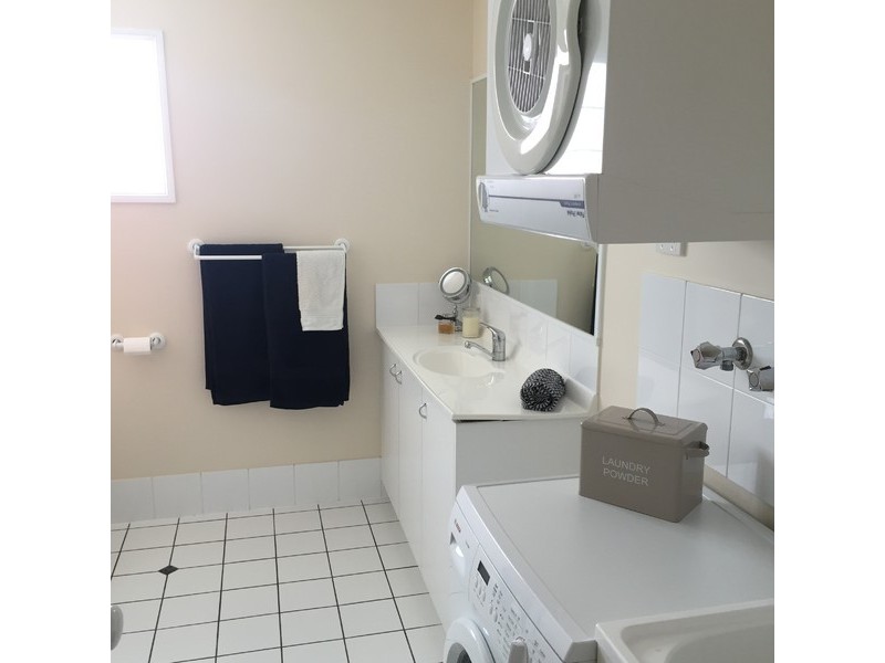 12/262 Cavendish Road, Coorparoo QLD 4151