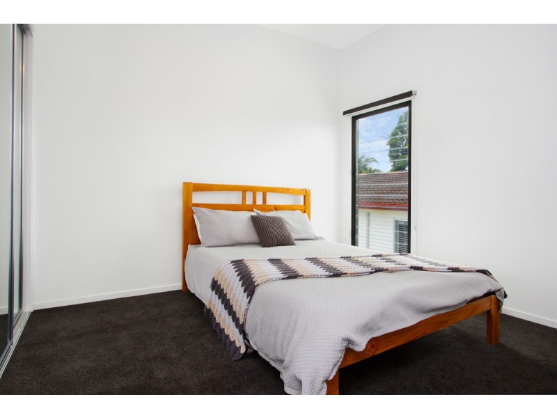 86 Thomas Street, Birkdale QLD 4159