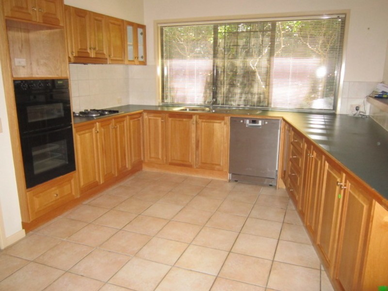 65 Tallow Wood Place, Mount Gravatt East QLD 4122