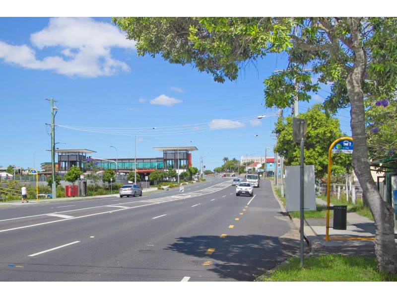 93 – 95 Old Cleveland Road, Greenslopes QLD 4120
