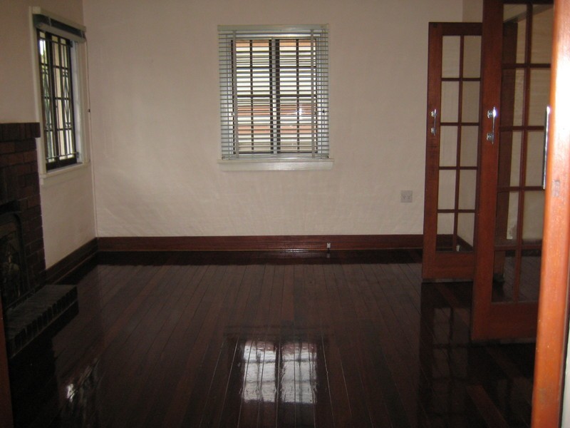 43 Woodrow Drive, Coorparoo QLD 4151