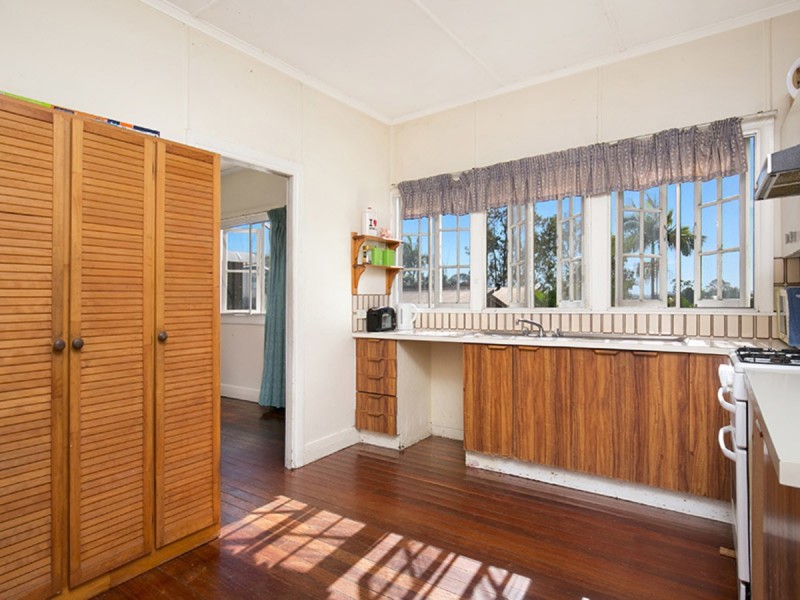 110 Chatsworth Road, Coorparoo QLD 4151