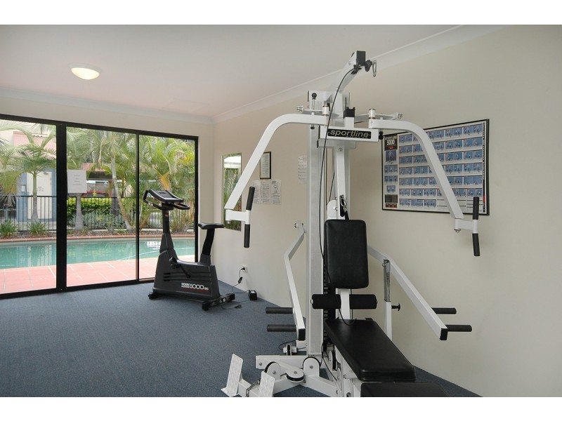 33/55 Harries Road, Coorparoo QLD 4151