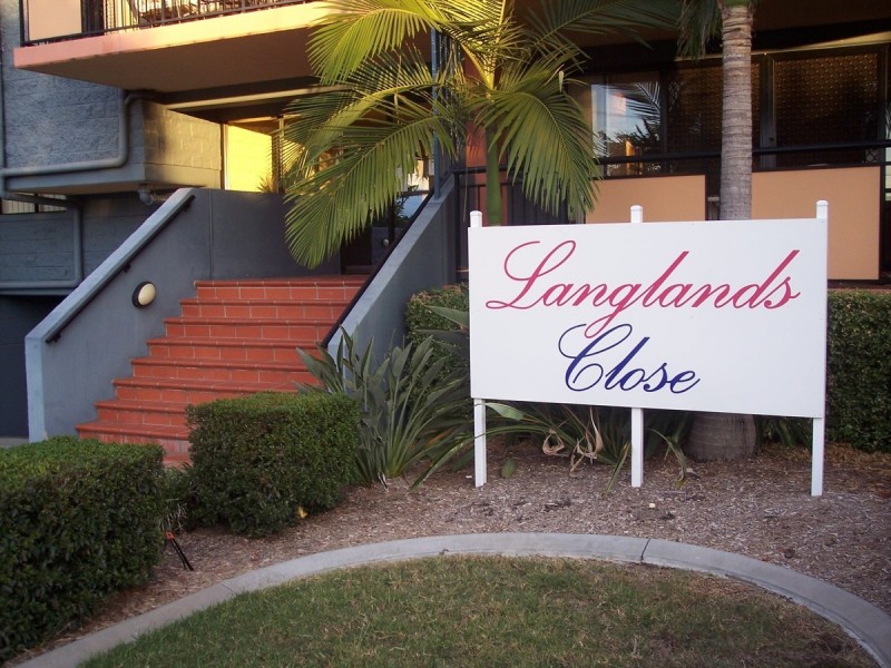 33/55 Harries Road, Coorparoo QLD 4151