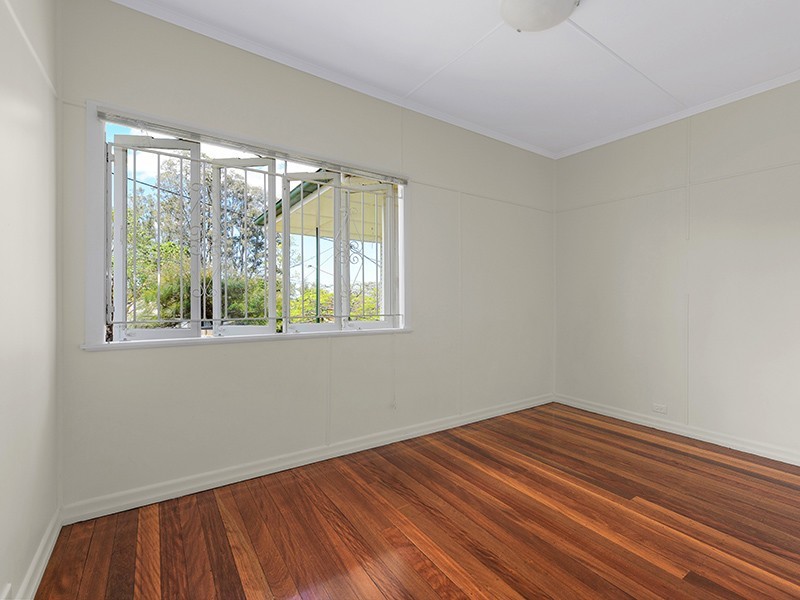 7 Sector Street, Coorparoo QLD 4151