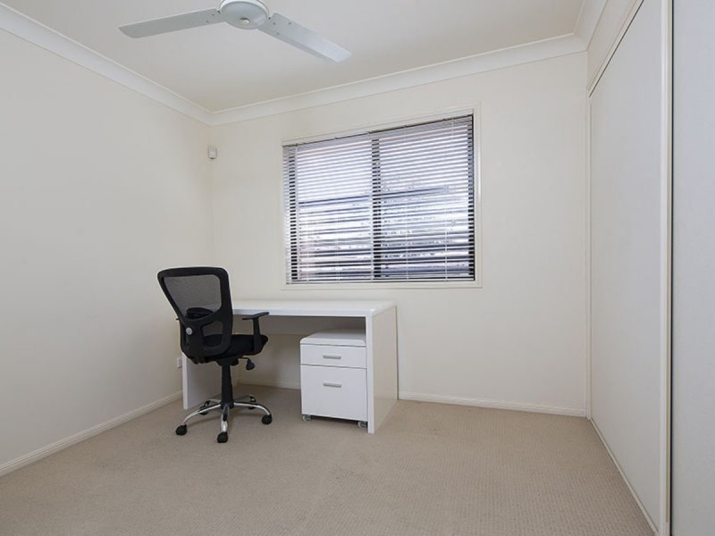 2/33 Pembroke Street, Carina QLD 4152