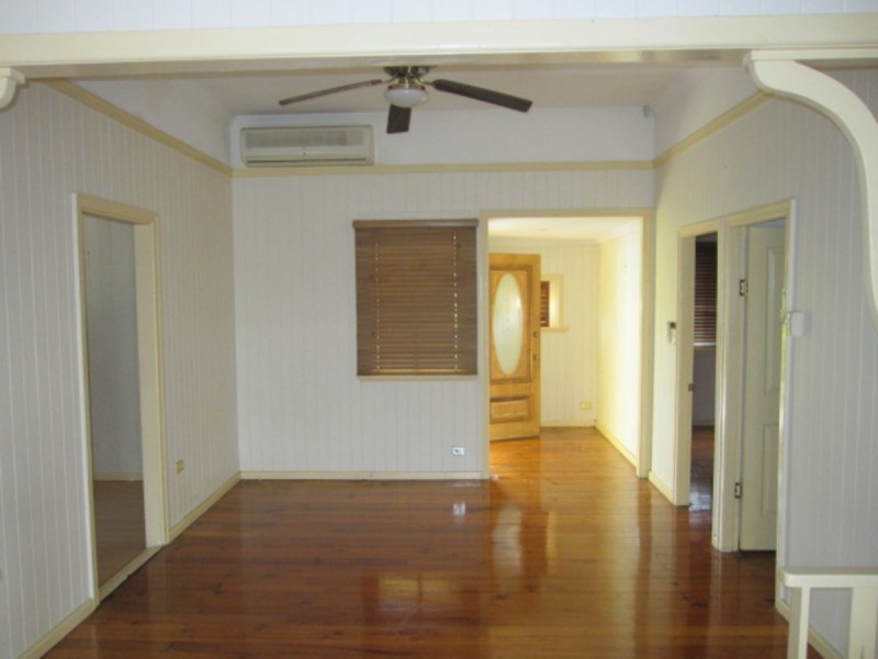 54 Rutland Street, Coorparoo QLD 4151