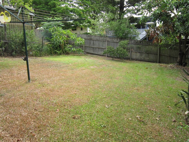 7 Galway Street, Greenslopes QLD 4120