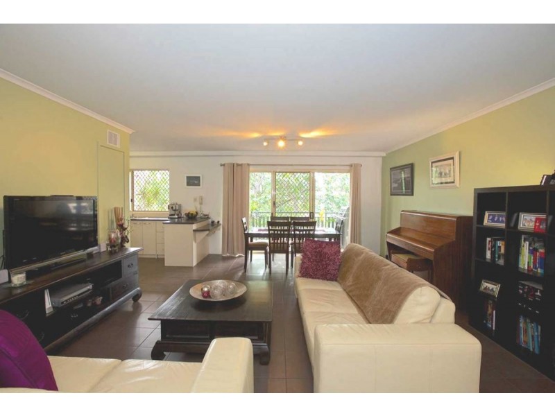 3/6 Pear Street, Greenslopes QLD 4120