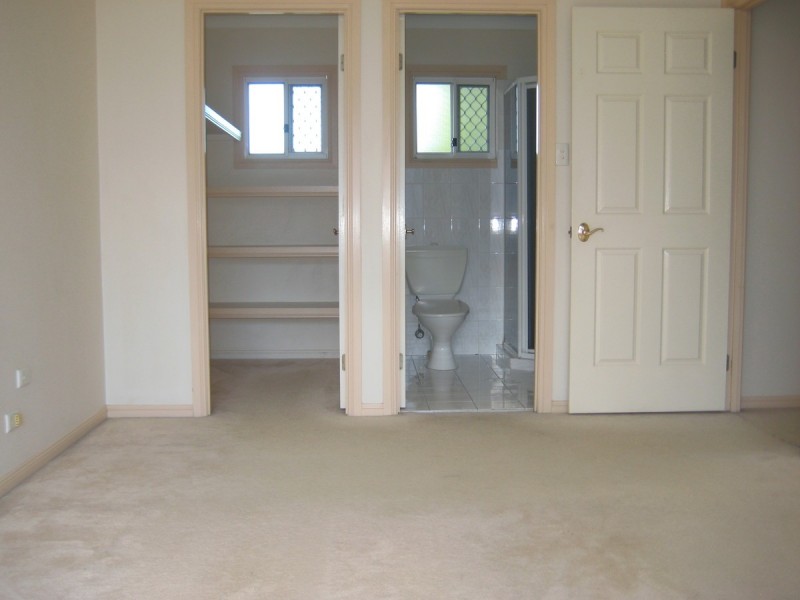 2/19 Mons Road, Carina Heights QLD 4152