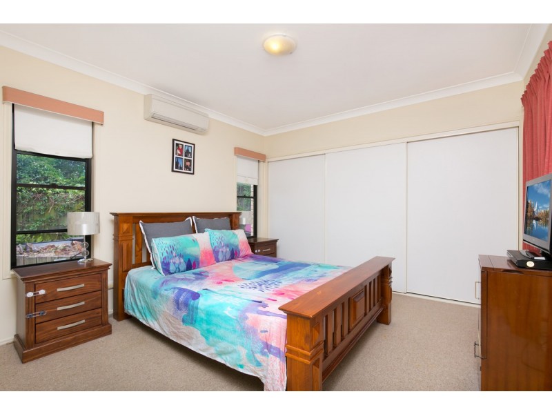 7 Ensign Street, Carindale QLD 4152