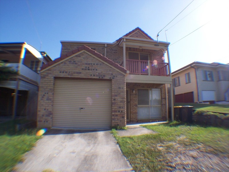 167 Macrossan Avenue, Norman Park QLD 4170