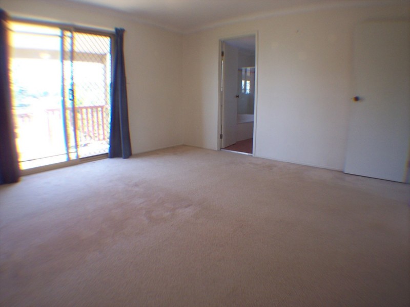 167 Macrossan Avenue, Norman Park QLD 4170