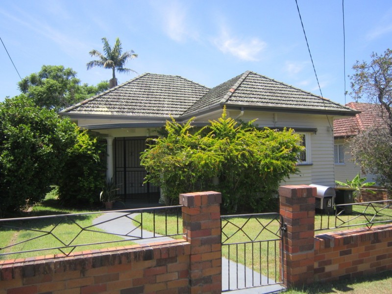 62 Henderson Street, Camp Hill QLD 4152