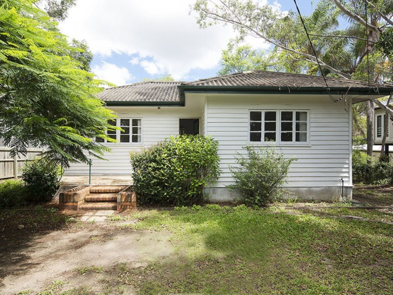 821 Cavendish Road, Holland Park QLD 4121