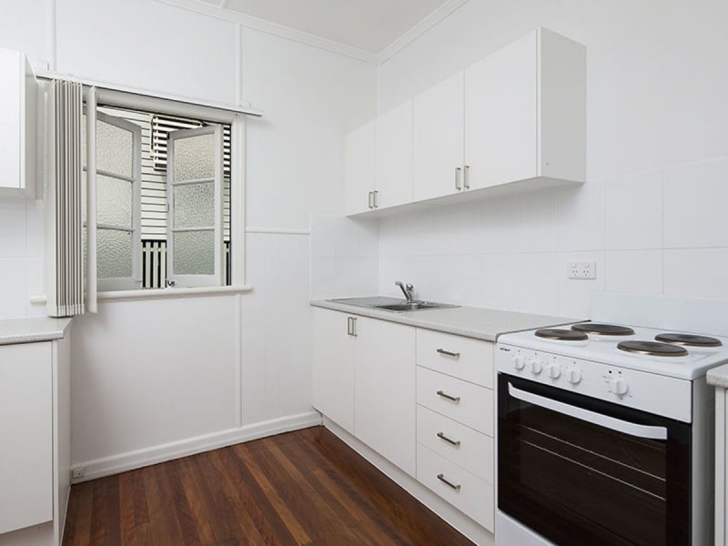 821 Cavendish Road, Holland Park QLD 4121