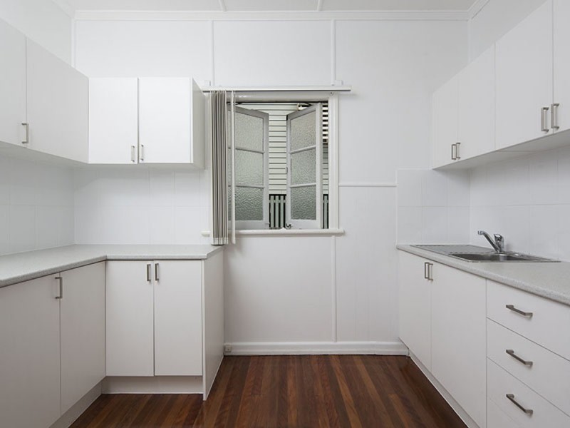 821 Cavendish Road, Holland Park QLD 4121