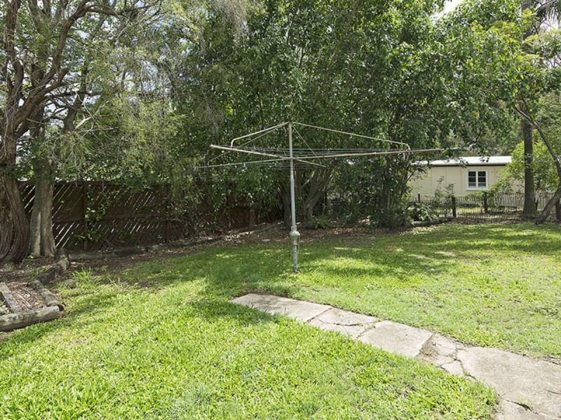 821 Cavendish Road, Holland Park QLD 4121