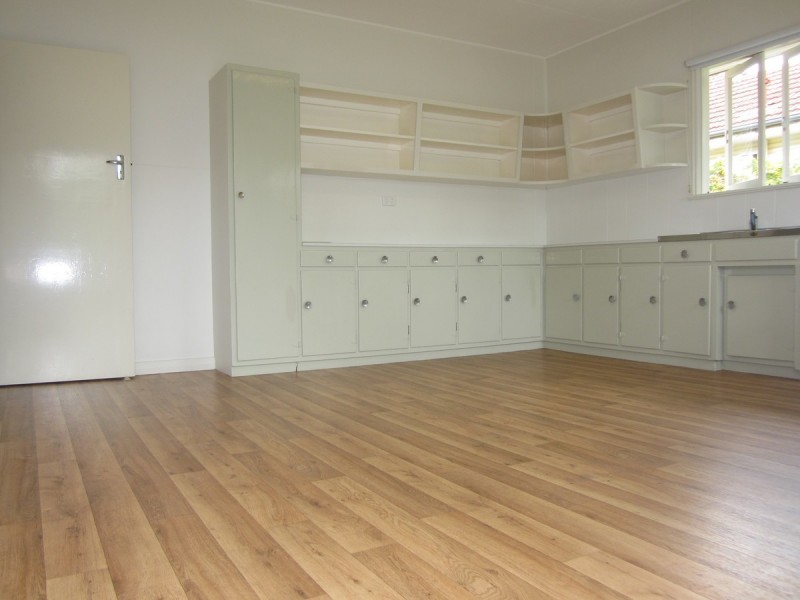 43 Greens Road, Coorparoo QLD 4151