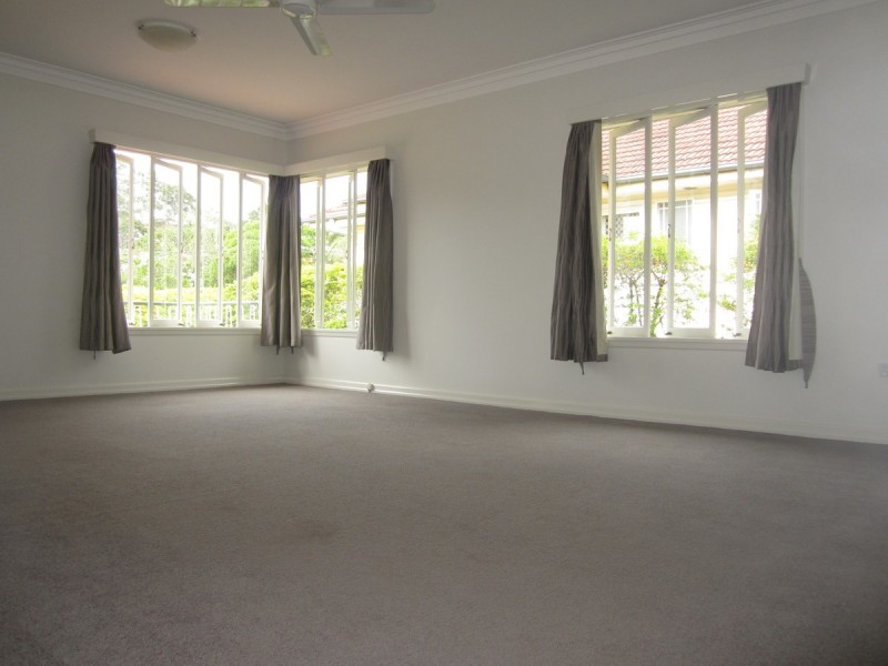 43 Greens Road, Coorparoo QLD 4151