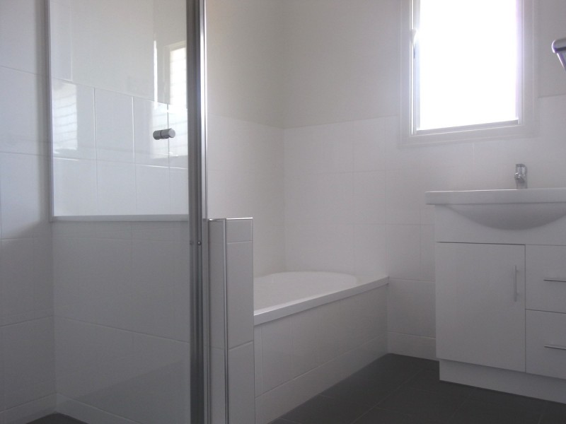 43 Greens Road, Coorparoo QLD 4151