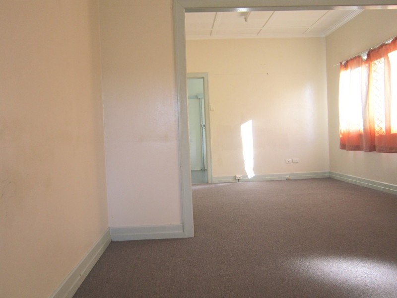 54 Headfort Street, Greenslopes QLD 4120