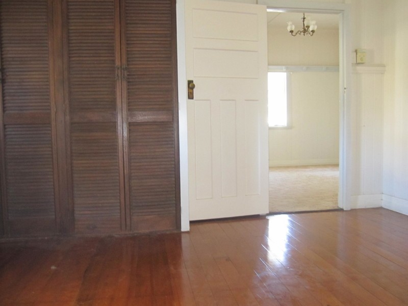 42 Weston Street, Coorparoo QLD 4151